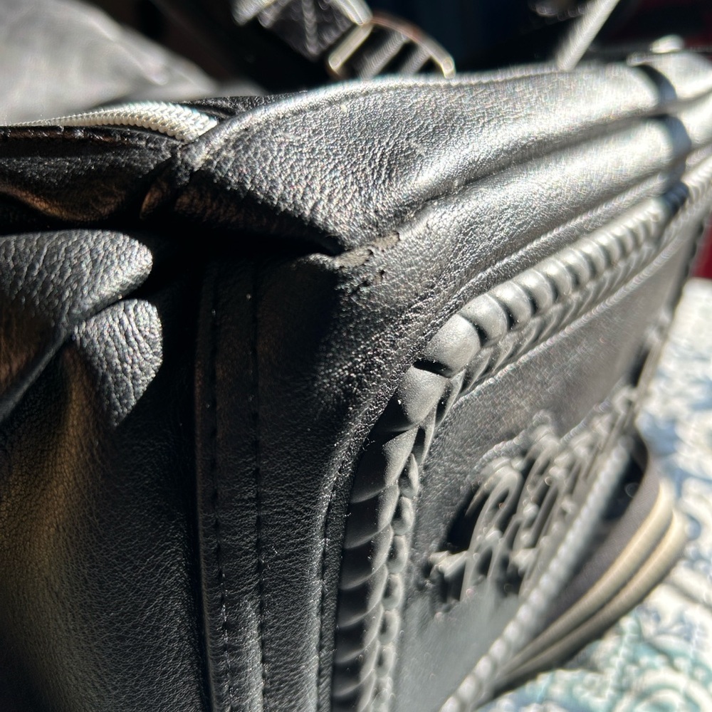 Itzy Ritzy black diaper Backpack - Picture 15 of 15